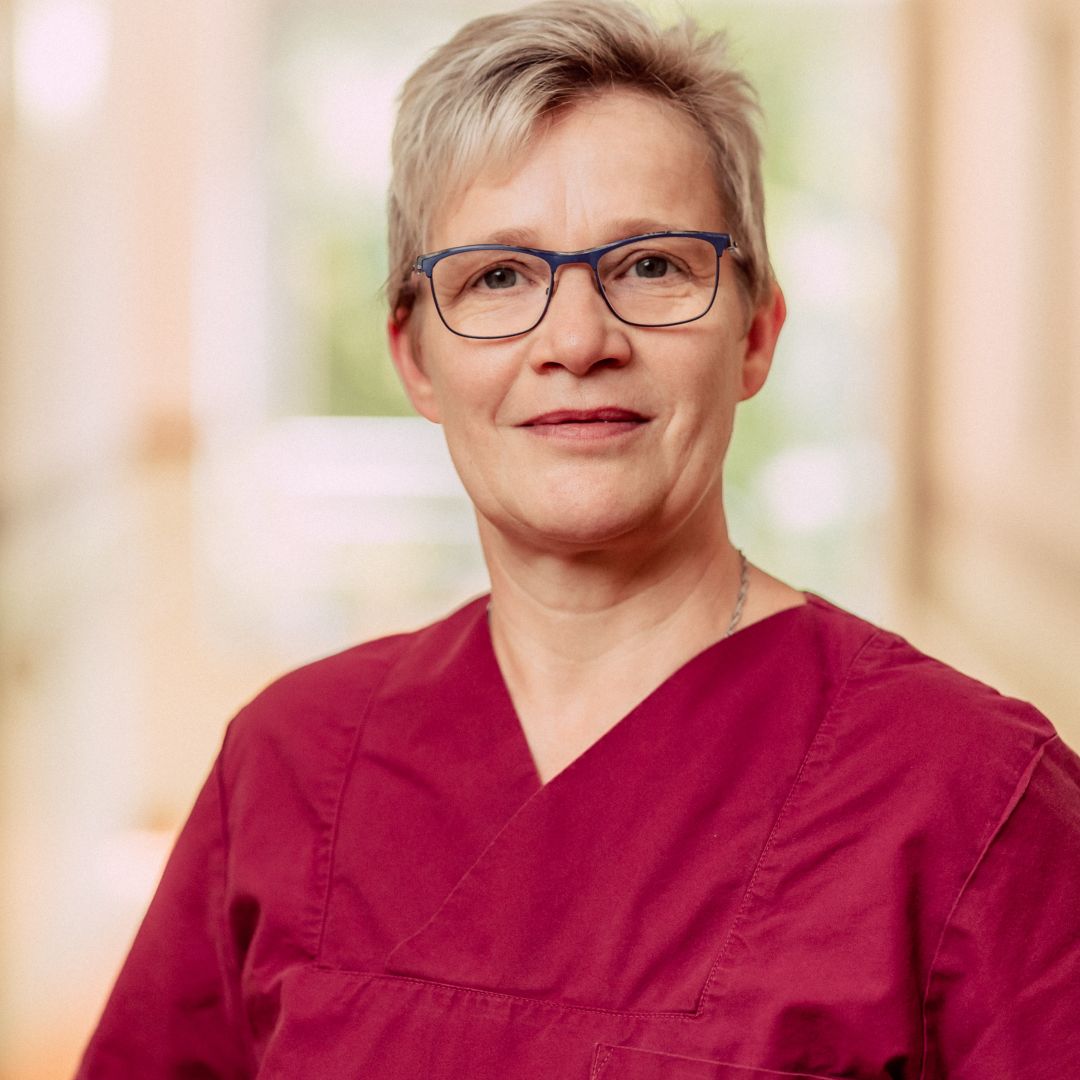 MY LOVE: Drei Berufe in einem - die Präsenzkraft im Seniorenheim!