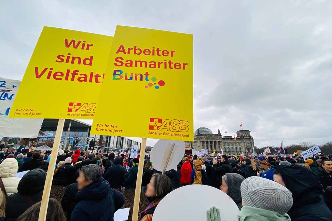 Motivbild_ASB für Vielfalt_Demo.jpg